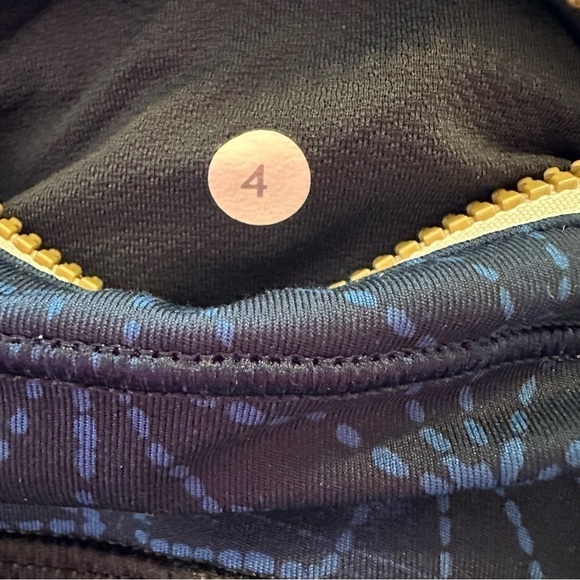 Lululemon Run Inspire Crop II Sashiko Reflective Blue - Picture 6 of 7